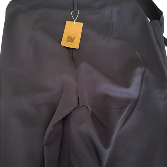 Chic Casual Navy Blue Asymmetrical Pants Wrap Shirt NWT - Picture 2 of 6